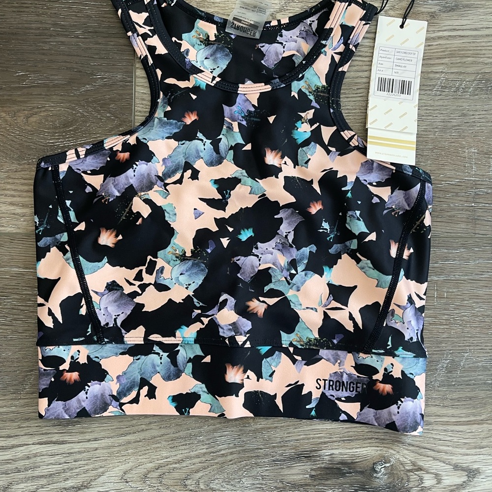 STRONGER Women's camo Floral Sports Bra - Black and Pink NWT size S